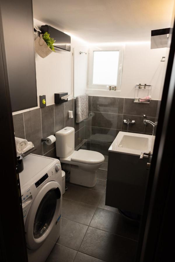 "Elegance" Central Luxury Apartment Pireus Eksteriør bilde