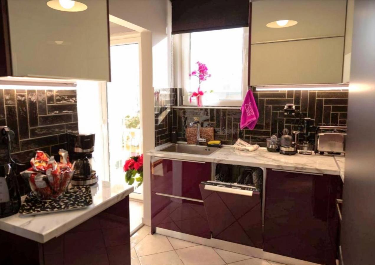"Elegance" Central Luxury Apartment Pireus Eksteriør bilde